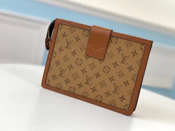 Affordable LOUIS CLUTCH VUITTON 0213