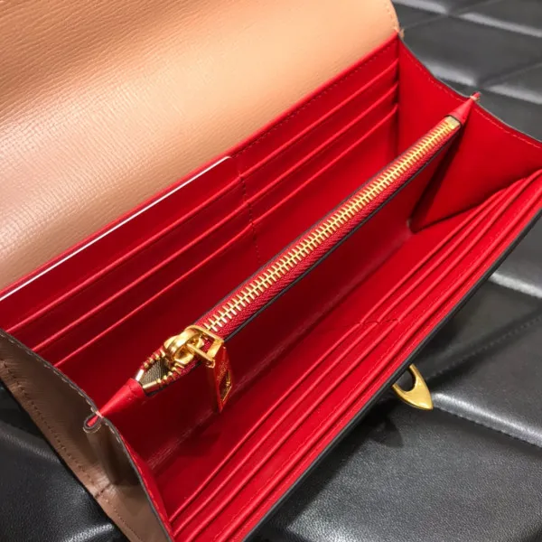 Rep VALENTINO ROCKSTUD WALLET 0113