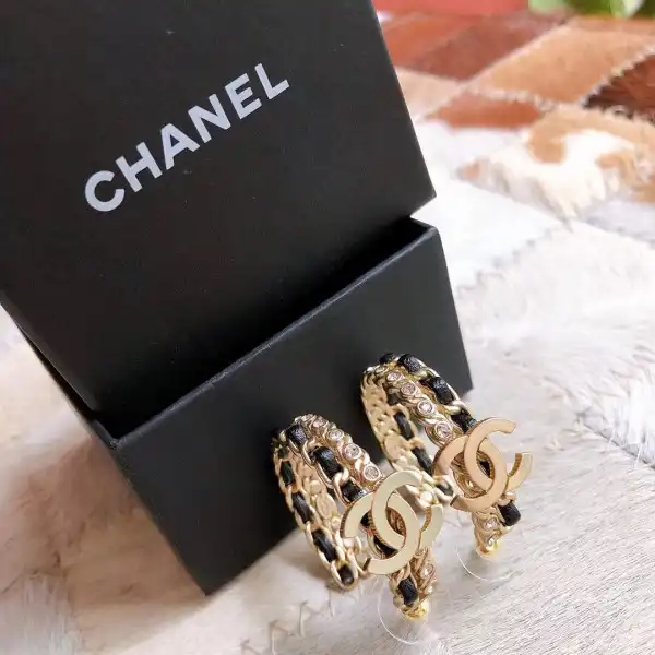 Rep CL EARRING 2020 0123