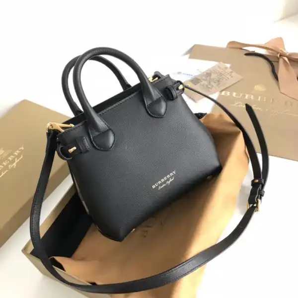 Burberry The Baby Banner in Leather and House Check 0125