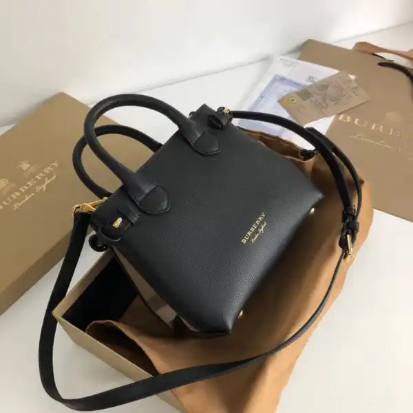 Rep Burberry The Baby Banner in Leather and House Check 0125