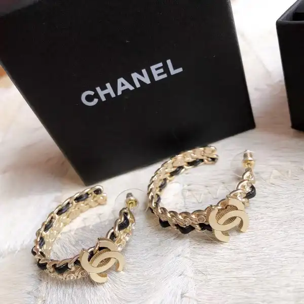 Rep CL EARRING 2020 0123