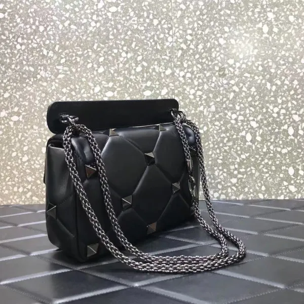 Rep VALENTINO MEDIUM ROMAN STUD THE SHOULDER BAG 0113