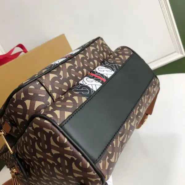 Rep BURBERRY TMONOGRAM STRIPE PRINT E-CANVAS BACKPACK 0125