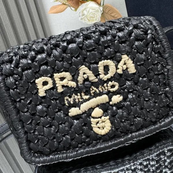 Affordable Prada Crochet and leather shoulder bag 0120