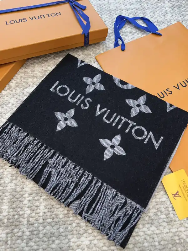 Cheap LOUIS VUITTON SCARF 0124