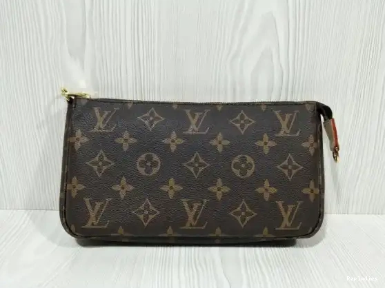 Cheap Vuitton Louis POCHETTE ACCESSOIRES 0222