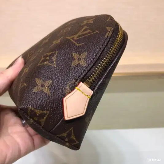 Affordable POUCH LOUIS VUITTON GM COSMETIC 0213