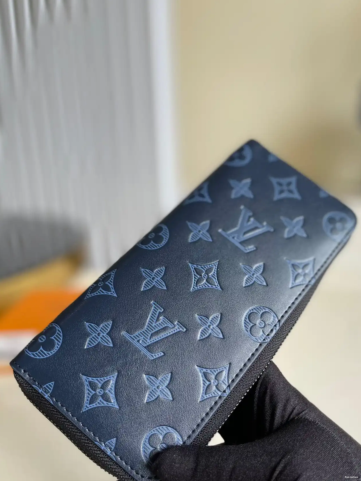 Affordable VUITTON WALLET LOUIS ZIPPY 0227