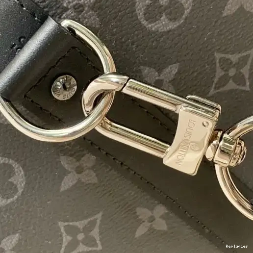 Rep 50 VUITTON BANDOULIÈRE KEEPALL LOUIS 0223