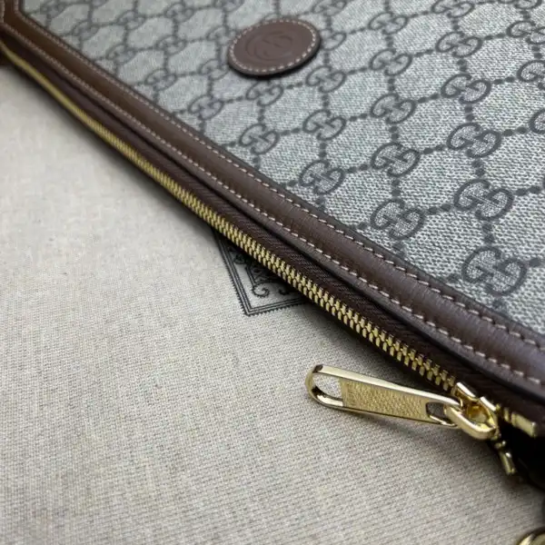 Affordable GUCCI MESSENGER BAG WITH INTERLOCKING G 0204