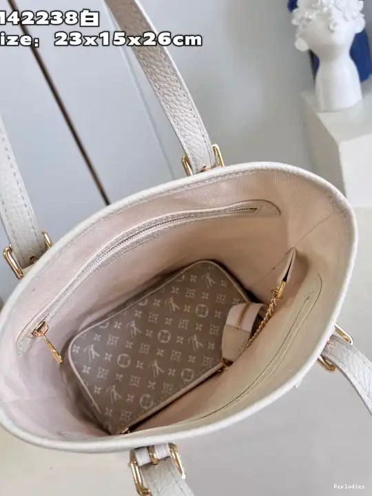 Rep VUITTON NANO LOUIS BUCKET 0217