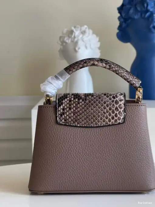 Affordable VUITTON LOUIS MINI CAPUCINES 0222