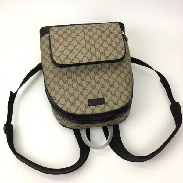 Affordable GUCCI GG Supreme backpack 0204