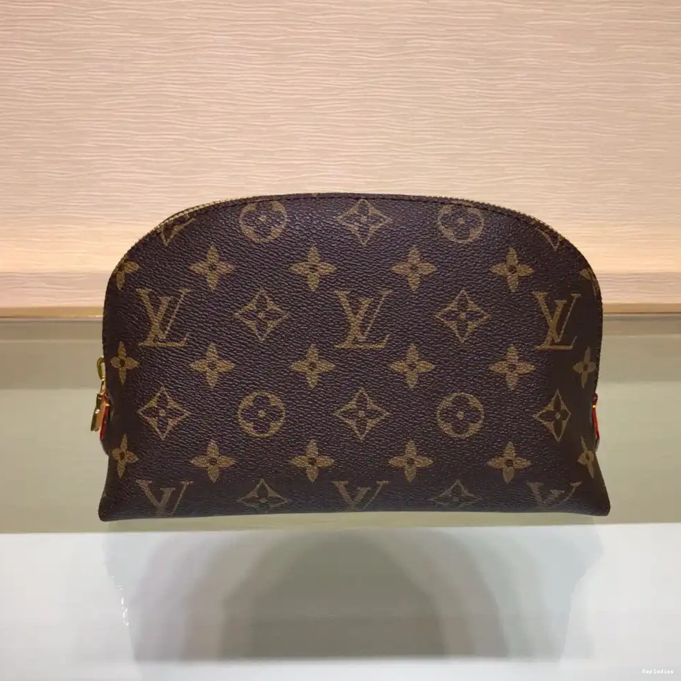 Affordable POUCH LOUIS VUITTON GM COSMETIC 0213