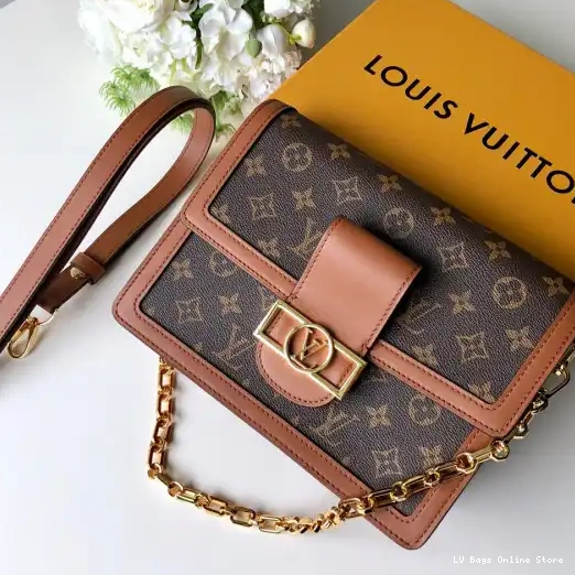 Affordable Spring Vuitton Show） Louis Dauphine MM（2019 0225