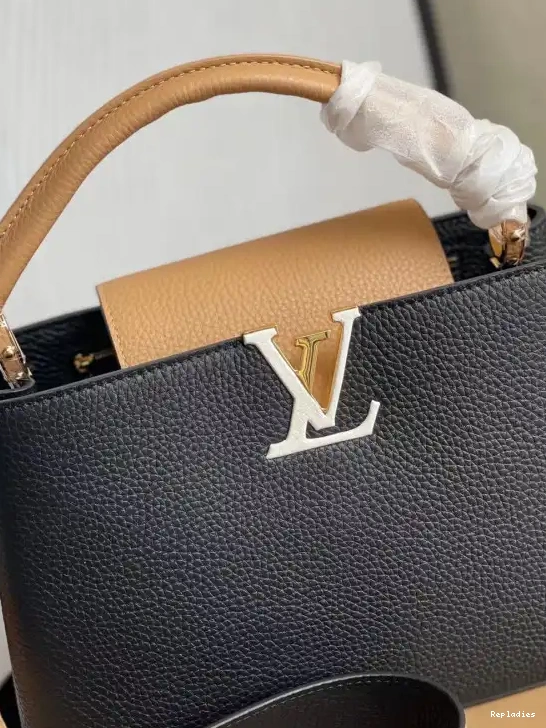 Rep MM Louis Vuitton CAPUCINES 0225