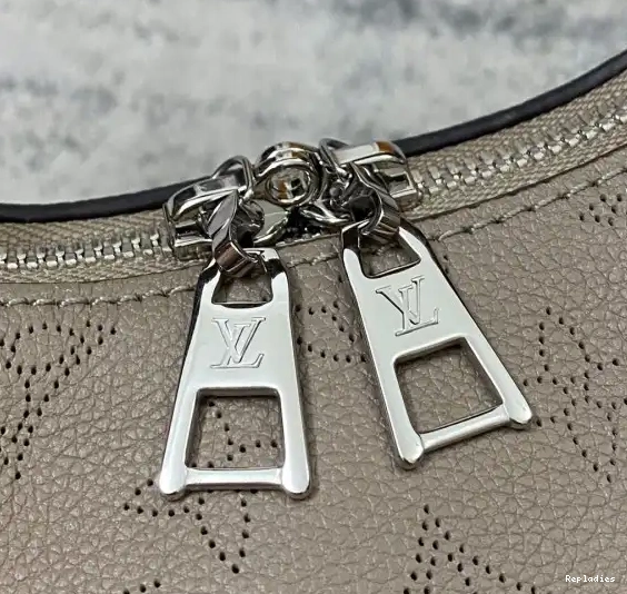 Rep PM KNOT LOUIS WHY VUITTON 0222