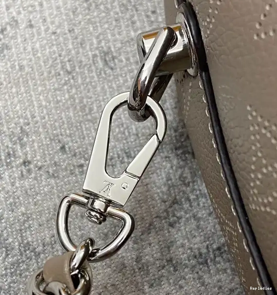 Rep PM KNOT LOUIS WHY VUITTON 0222