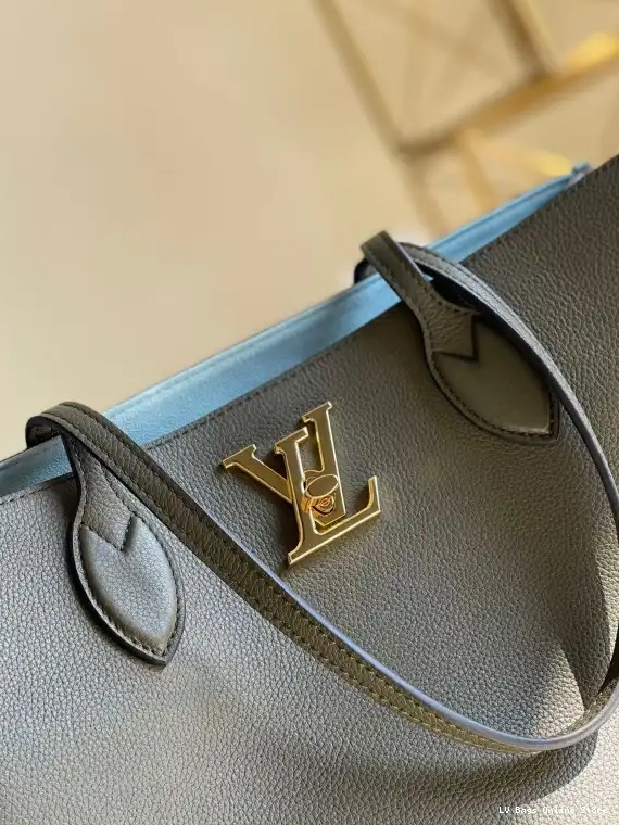 Rep VUITTON LOCKME SHOPPER LOUIS 0215