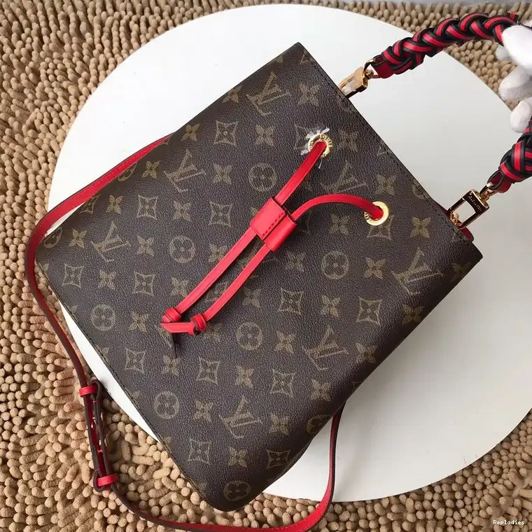 Affordable LOUIS VUITTON NÉONOÉ 0222