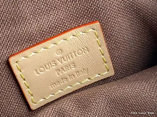 Affordable POUCH FOLD ME LOUIS VUITTON 0210