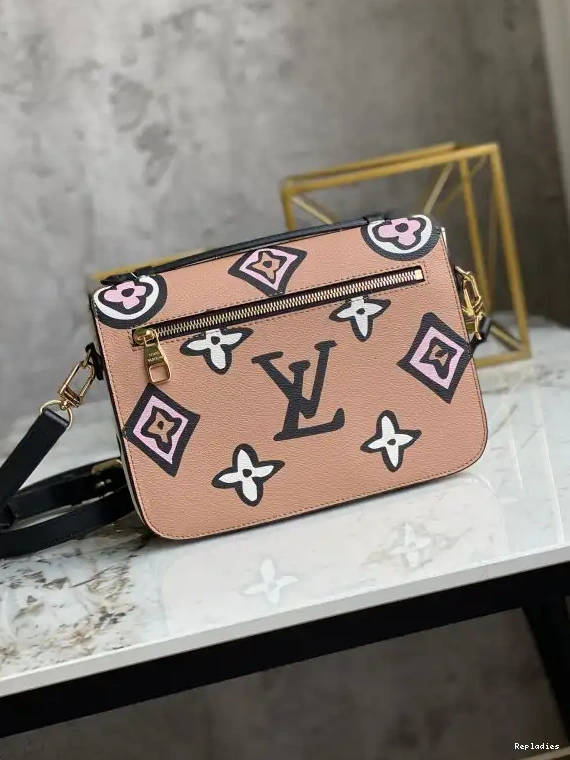 Cheap VUITTON LOUIS POCHETTE MÉTIS 0210