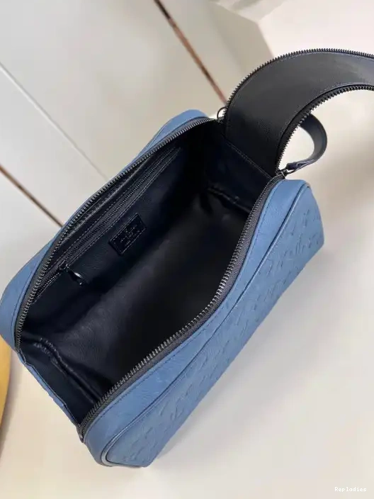 Rep bag-23*13*12CM LOUIS DOPP KIT LOCKER VUITTON 0224