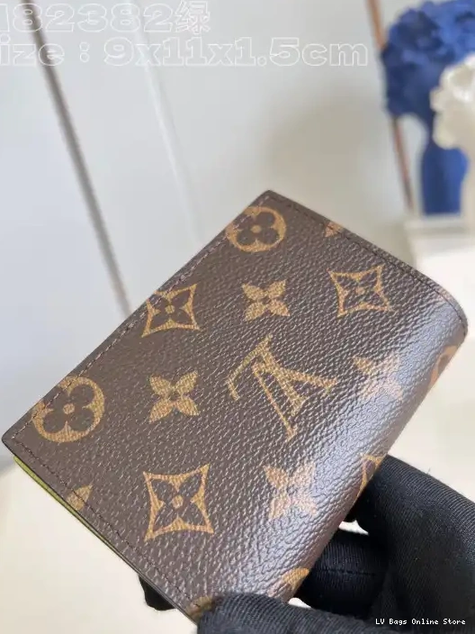 Affordable Lisa Vuitton Louis Wallet 0207