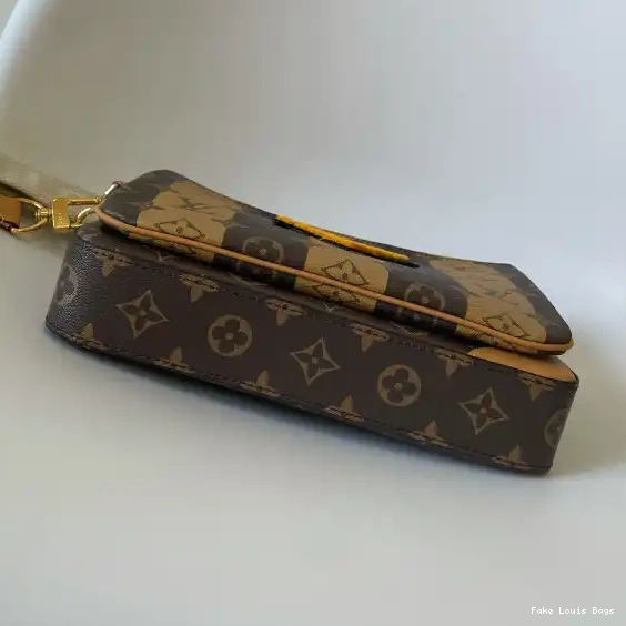 Affordable VUITTON LOUIS MESSENGER TRIO 0213