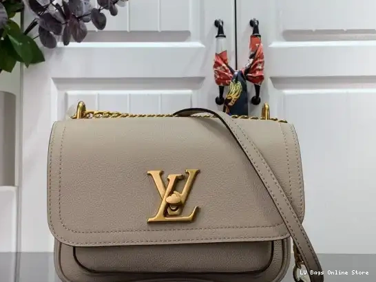 Affordable CHAIN VUITTON PM LOCKME LOUIS 0211