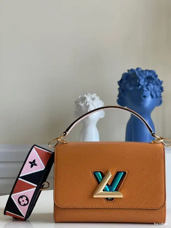 Affordable MM LOUIS VUITTON TWIST 0210