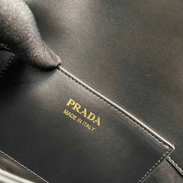 Affordable Prada Moon Handbags-22*17*5.5CM 0206