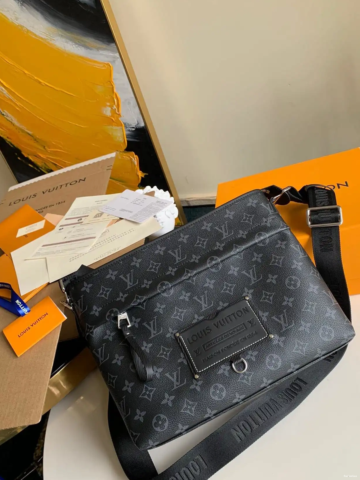 Cheap VUITTON MESSENGER BAG LOUIS 0227