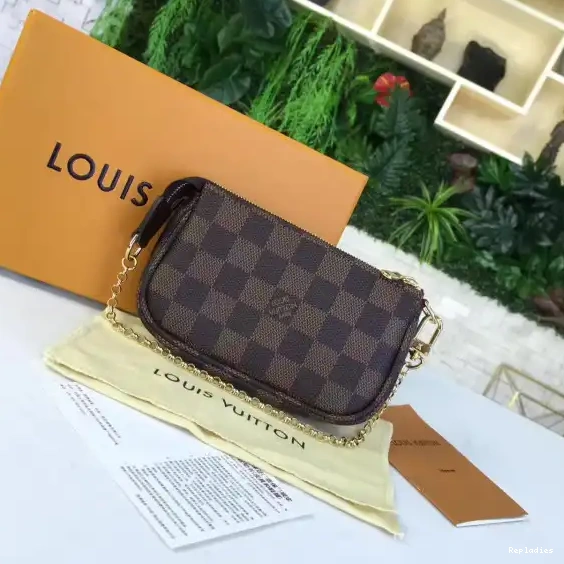 Cheap Vuitton Louis wallet 0223