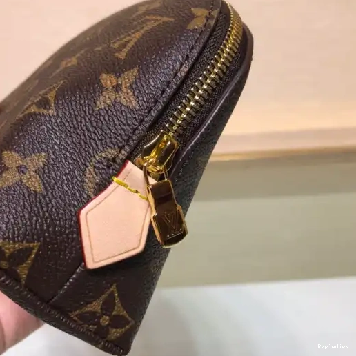 Affordable POUCH LOUIS VUITTON GM COSMETIC 0213