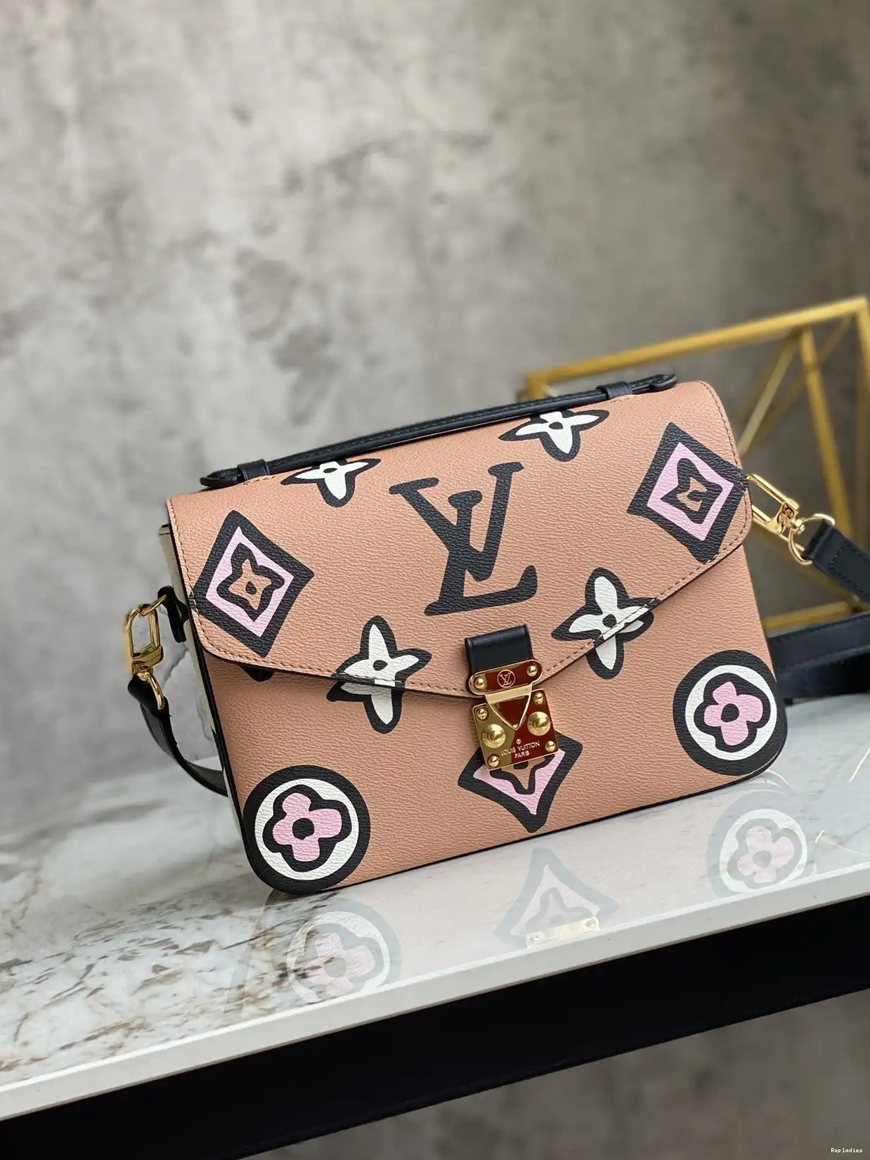 Cheap VUITTON LOUIS POCHETTE MÉTIS 0210