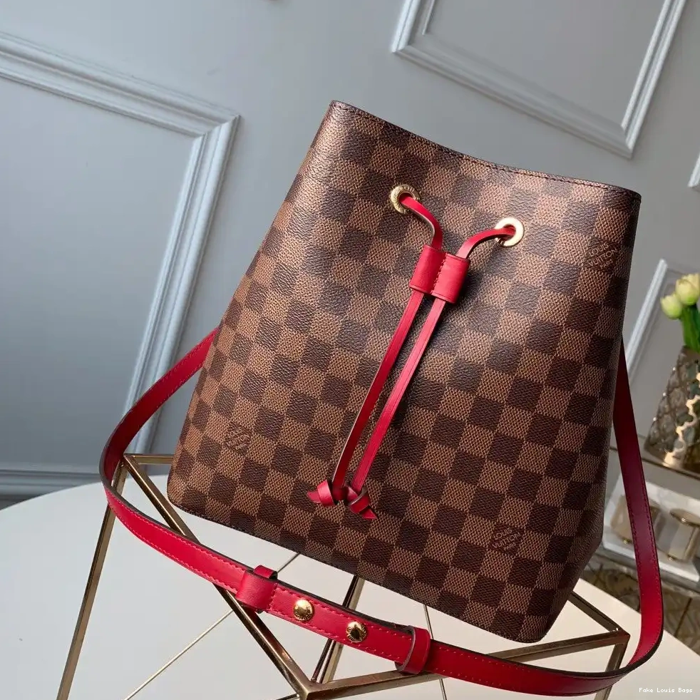 Affordable VUITTON LOUIS NÉONOÉ 0226