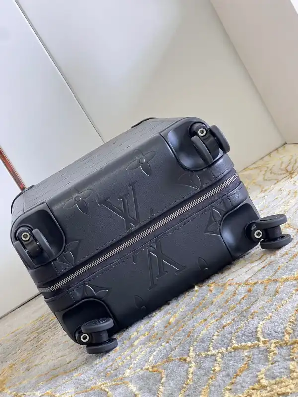 Affordable Louis Vuitton HORIZON 55 0205