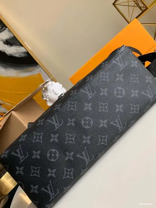 Cheap VUITTON MESSENGER BAG LOUIS 0227