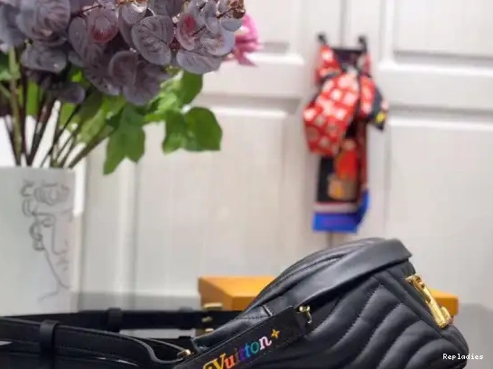 Rep BUMBAG VUITTON WAVE LOUIS NEW 0301