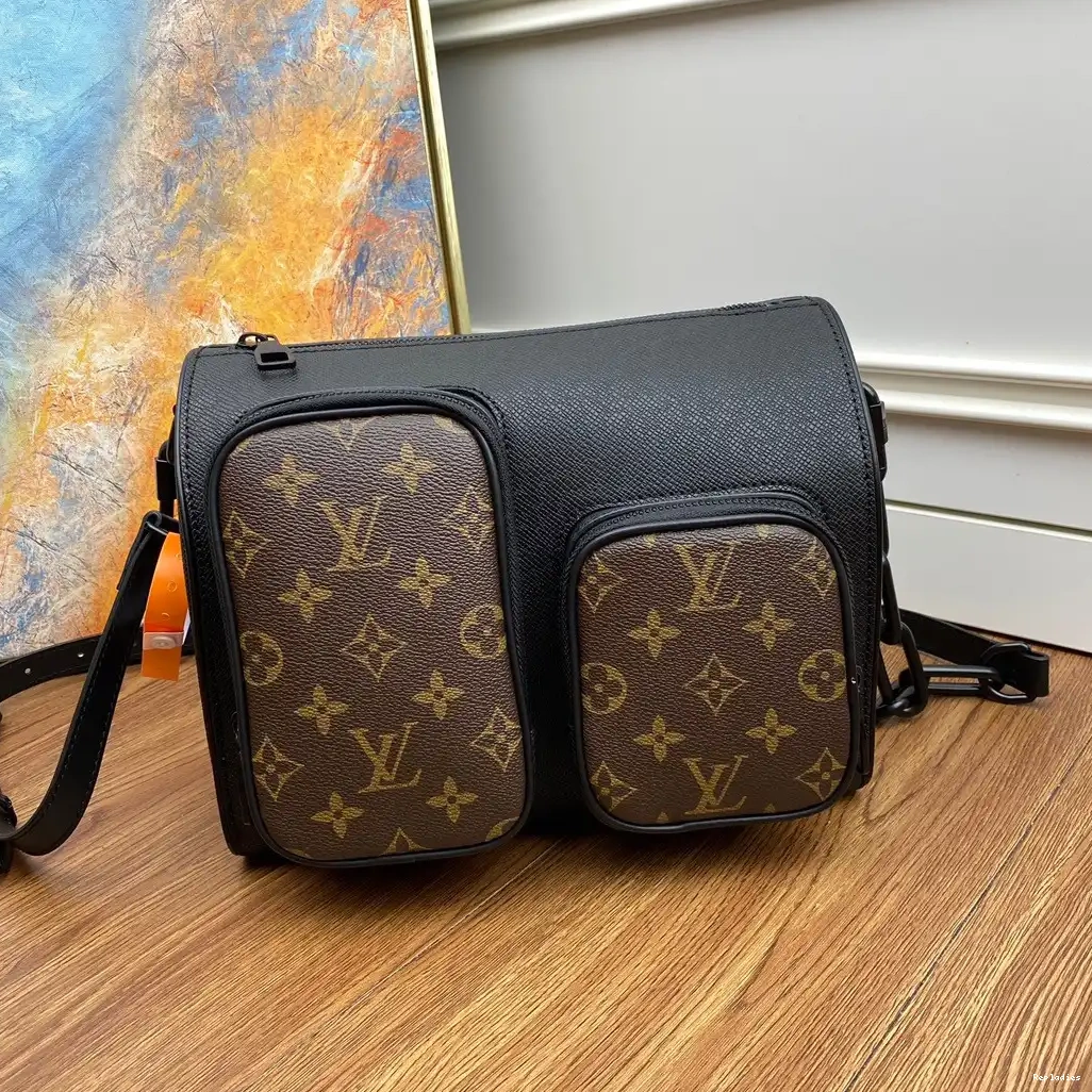 LOUIS BAG VUITTON MESSEANGER 0315