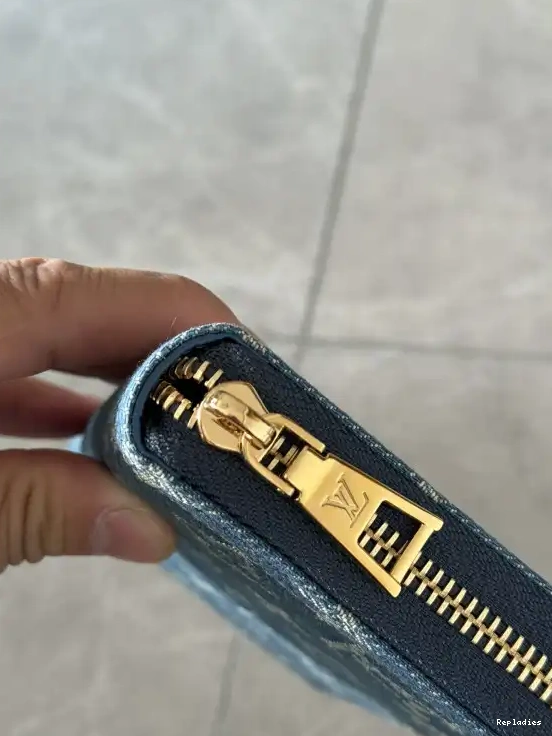 Cheap LOUIS ZIPPY VUITTON WALLET 0315