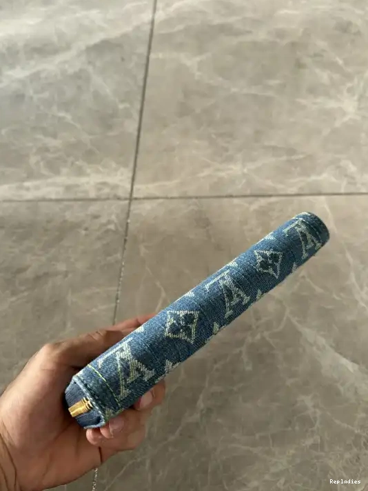 Cheap LOUIS ZIPPY VUITTON WALLET 0315